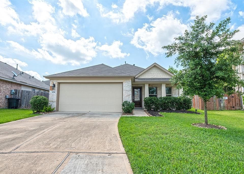1st image of 10910 Capstone Dr