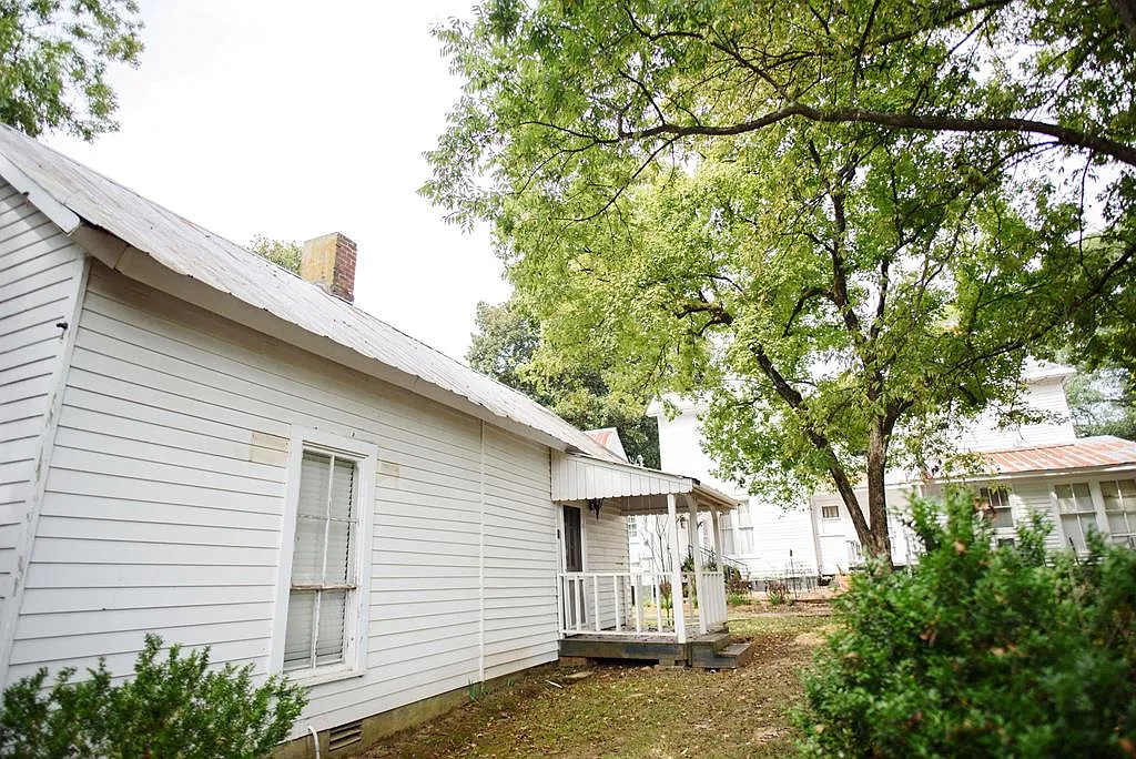 1 bed, $2,000 — Photo 3