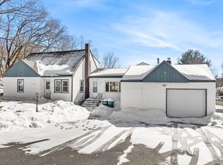 2 Perreault Ave, Billerica, MA 01821