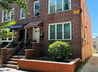 3307 Fish Ave, Bronx, NY 10469