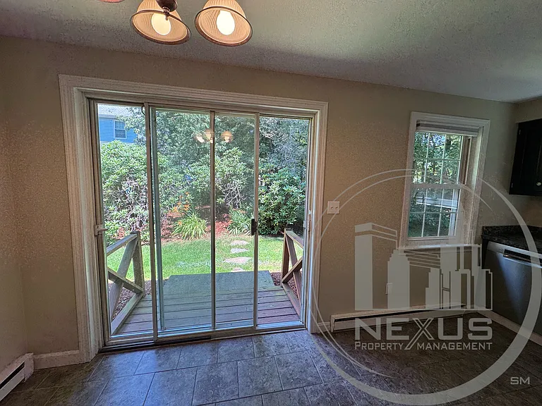 10 Nichols St #4 — Photo 17
