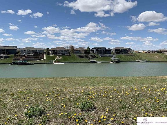 3rd image of 11824 N 176th Cir
