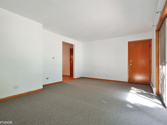 3rd image of 5534 W Bryn Mawr Ave #1N