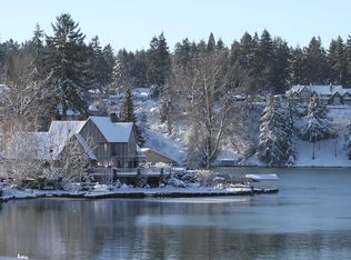 941 W Point Rd, Lake Oswego, OR 97034