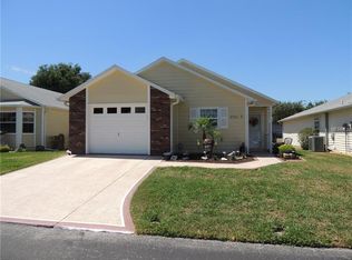 5751 Yorkshire Dr, Zephyrhills, FL 33542