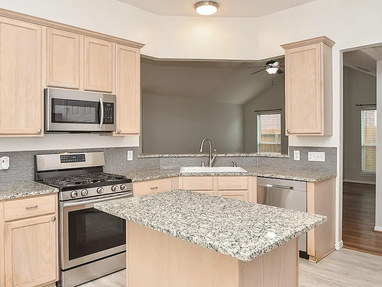 10614 Sunswept Fields Ln — Photo 14