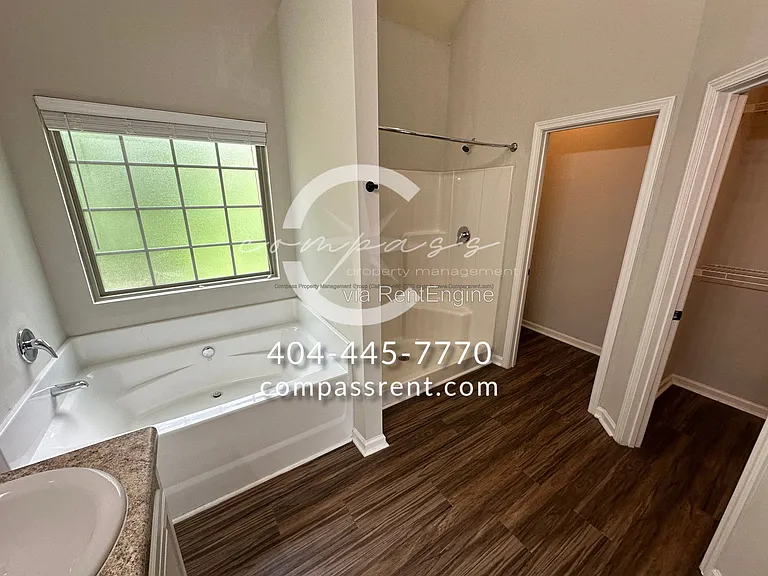 9465 Pebble Creek Ct — Photo 16