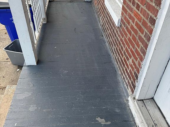 2nd image of 541 W Church St