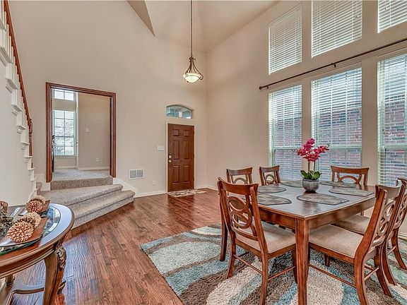 4th image of 10877 Sexton Dr