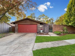 13078 Ferntrails Ln, Saint Louis, MO