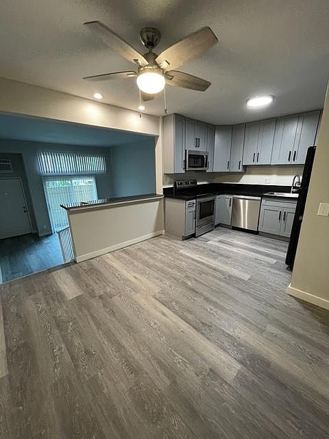 1st image of 4140 Arch Dr #106