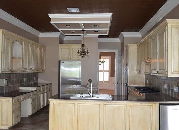 3rd image of 501 Beau Chene Dr