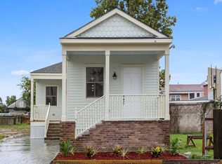 4117 S Robertson St, New Orleans, LA 70115