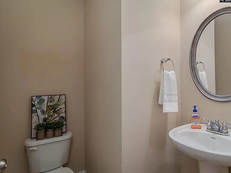 5 Braiden Manor Rd — Photo 7