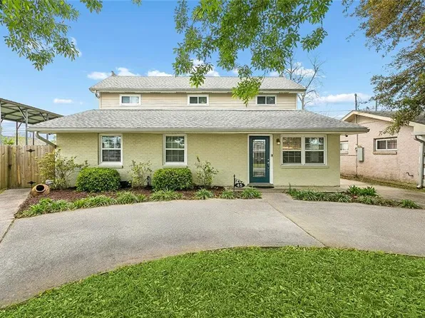 45 E Chalmette Cir, Chalmette, LA 70043