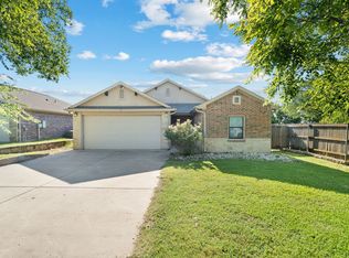 405 Magnolia St, Hico, TX 76457