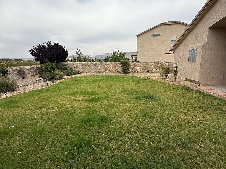 2526 Tuscan Hills Ln — Photo 38