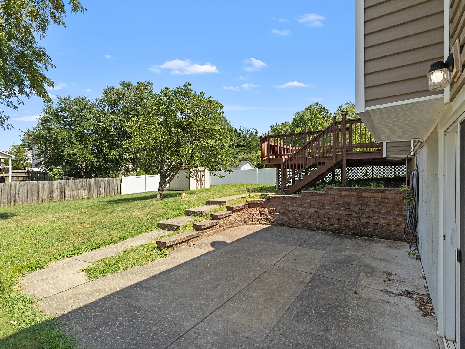 4 bed, 1662 sqft, $2,350 — Photo 3