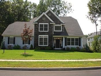 1st image of 23 Tyler Dr