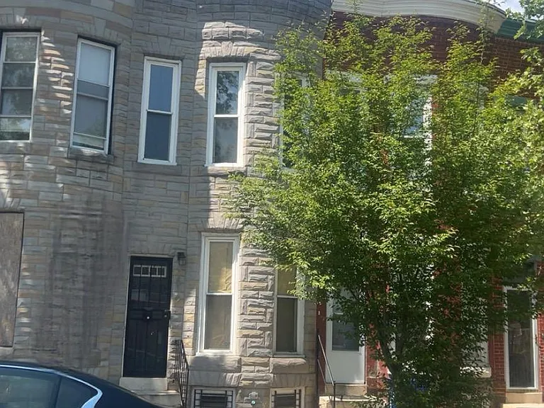 1516 N Mount St — Photo 27