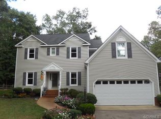 5811 Rosebay Forest Rd, Midlothian, VA 23112