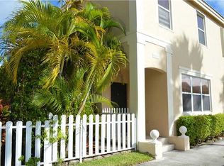 10559 NW 57th St, Coral Springs, FL 33076