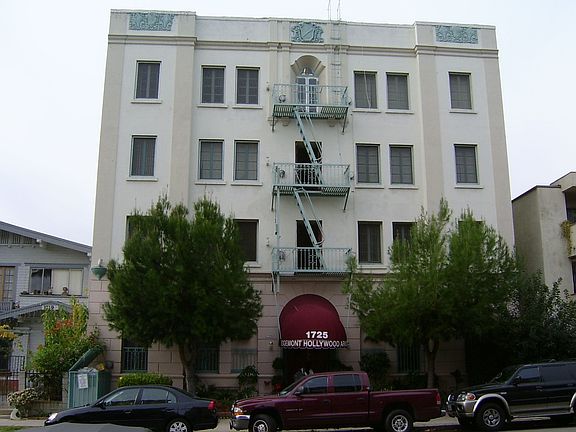 2nd image of 1725 N Edgemont St APT 201