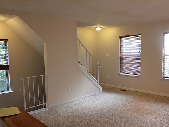 Open Living Rm in 2nd level