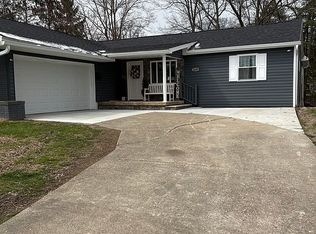 3469 Roseland Ave, Parkersburg, WV 26104