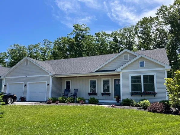 26 Ice Pond Drive, Portland, ME 04103