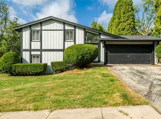 4763 E Lawn Dr, Rockford, IL 61108