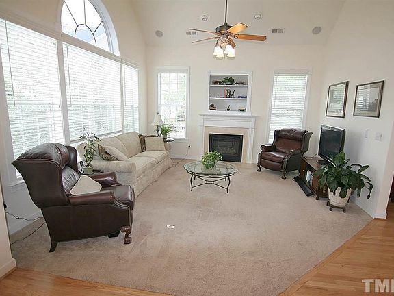 5th image of 1243 Fairview Club Dr
