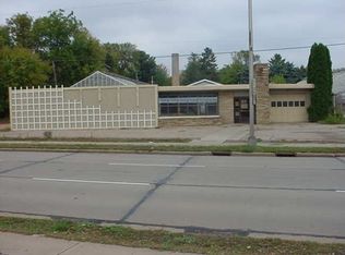 1220 Briggs Ct, Stevens Point, WI 54481