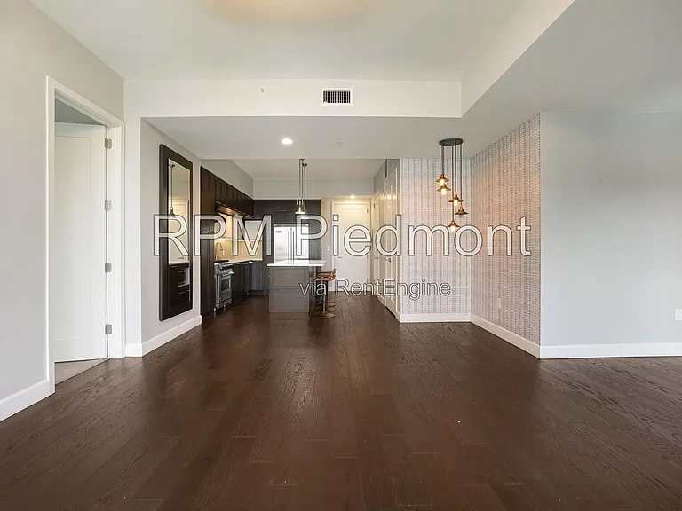 1820 Peachtree Rd #911 — Photo 14