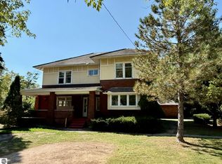 513 E Cass St, Cadillac, MI 49601