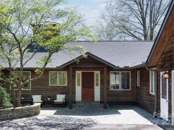 4 Blackberry Ln, Asheville, NC 28804