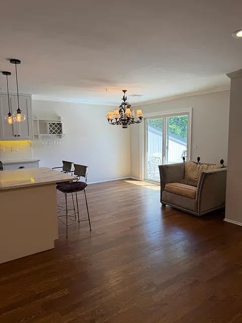 2 bed, $3,600 — Photo 2