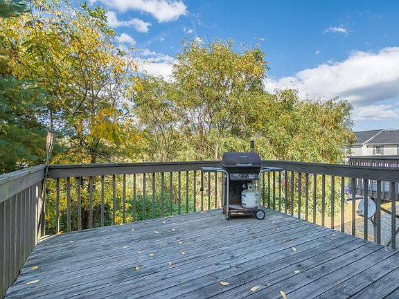 4th image of 118 Glenstone Ct #118