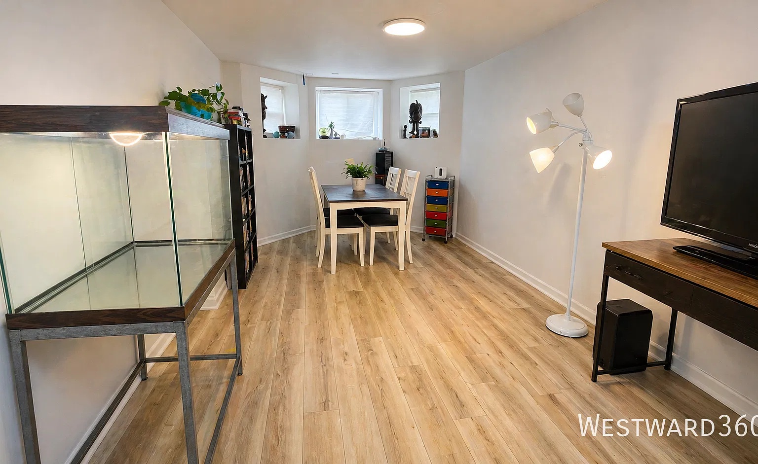 6550 S Drexel | 2 bed - 1 bath | Woodlawn | Available ASAP — Photo 1