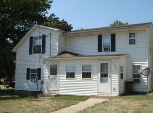 803 Market St, Dekalb, IL 60115