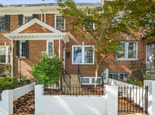 1920 35th St NW #1, Washington, DC 20007