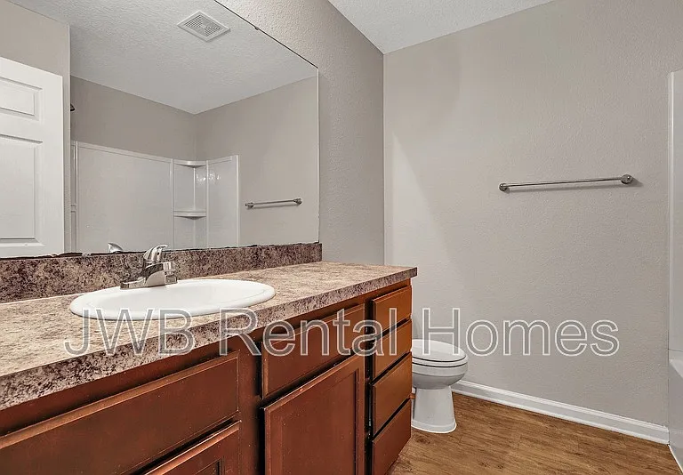 10351 Pinehurst Dr — Photo 11