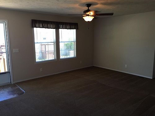 5th image of 6062 Hickory Trl