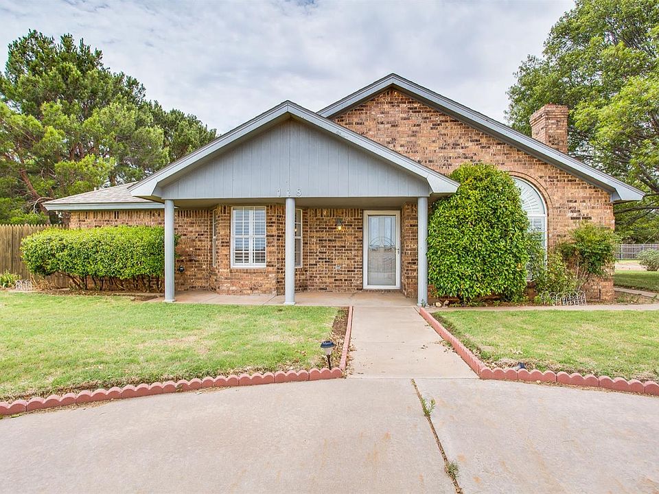 1st image of 118 Aubrey Ln