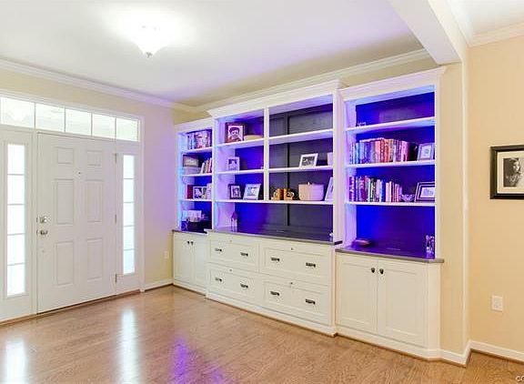 5th image of 331 Clerke Dr Unit 331