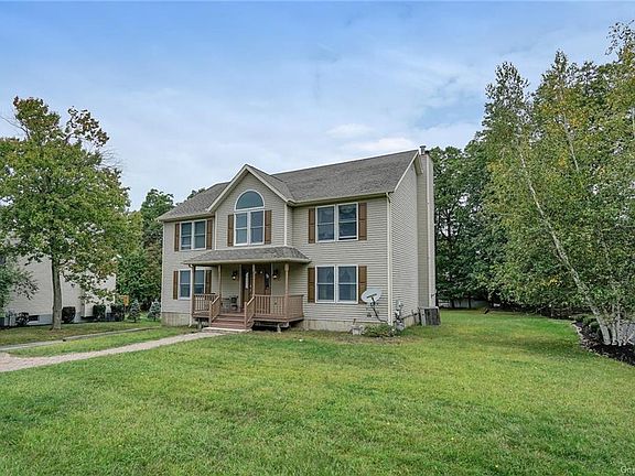 2nd image of 72 Winchester Dr