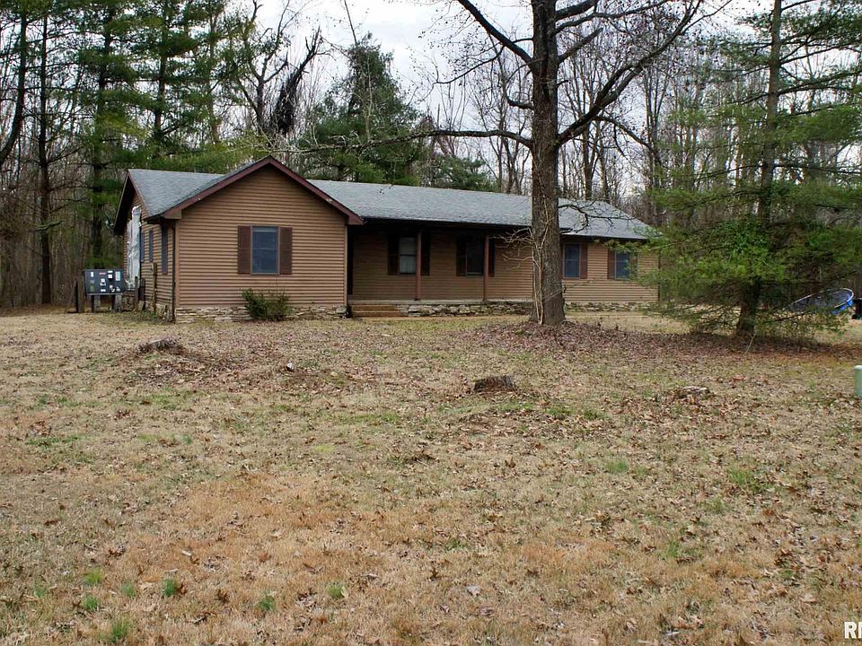 1st image of 26 Woodhaven Dr
