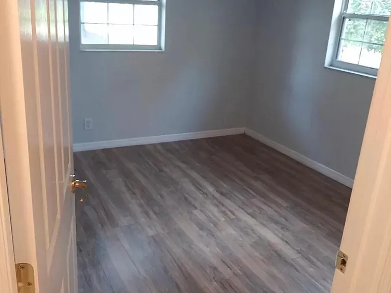 12635 Canton Ave — Photo 14