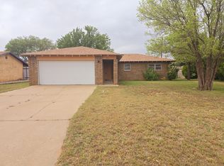 2004 Echols Ave, Clovis, NM 88101