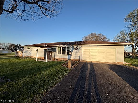 2nd image of 22179 Valley View Dr